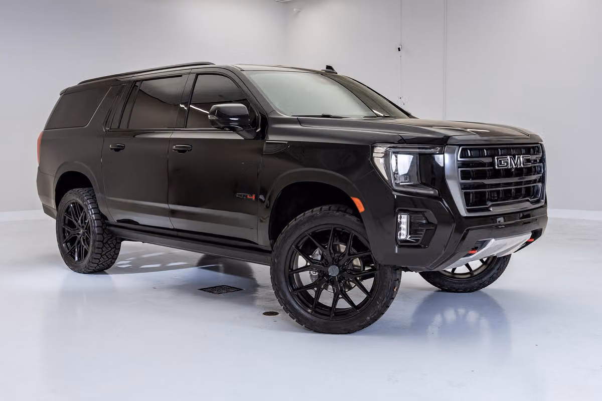 2024 GMC Yukon XL AT4