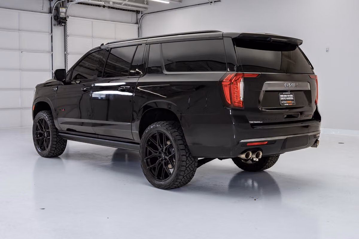 2024 GMC Yukon XL AT4