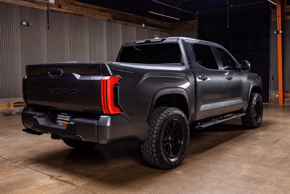 2026 Toyota Tundra SR5 CrewMax Image 9