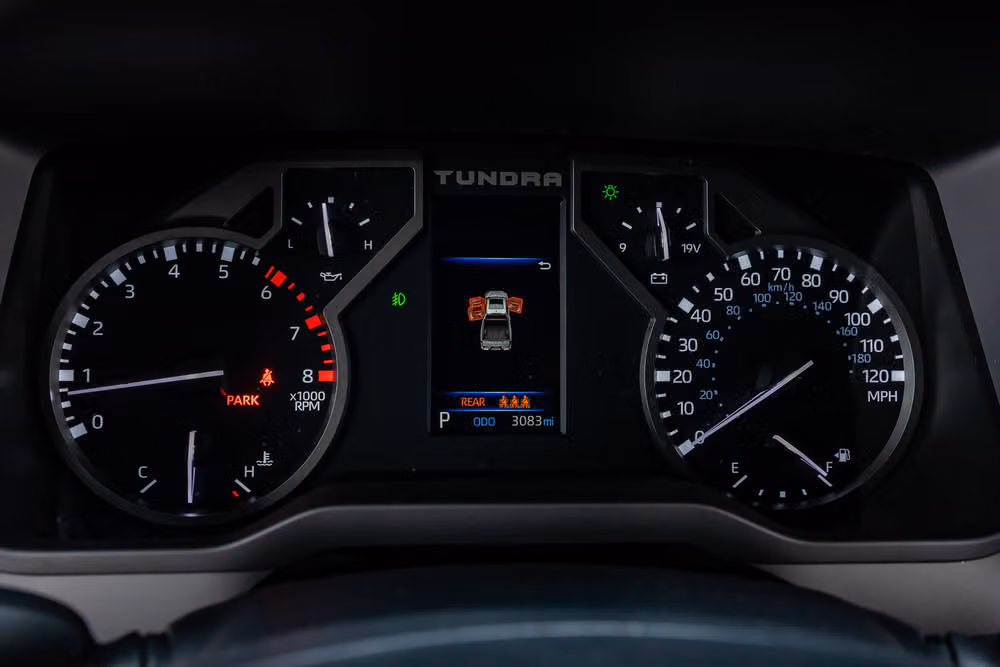 2026 Toyota Tundra SR5 CrewMax Image 18