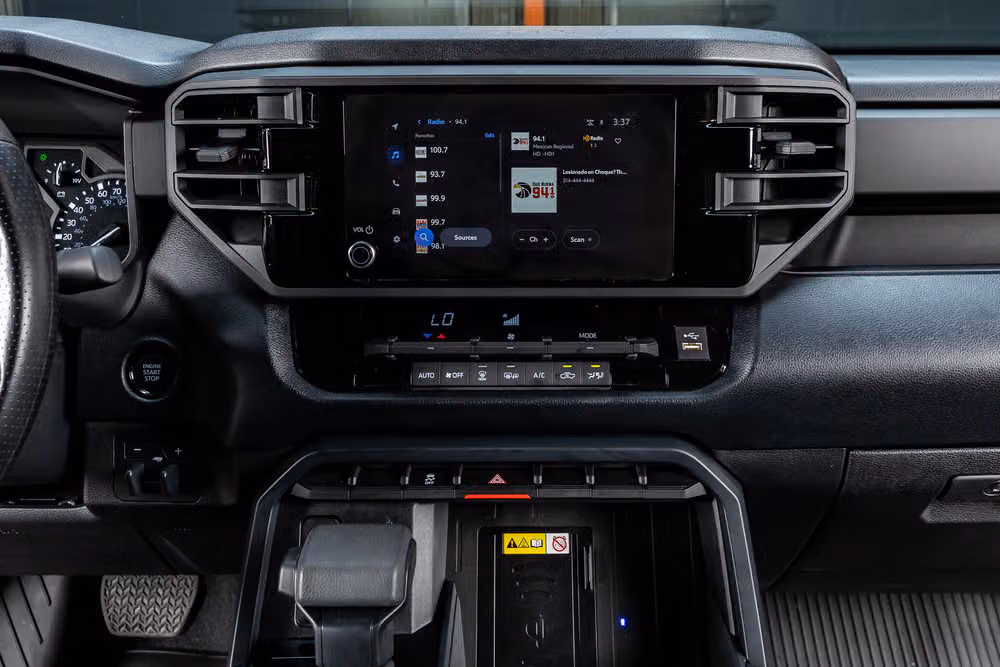 2026 Toyota Tundra SR5 CrewMax Image 21