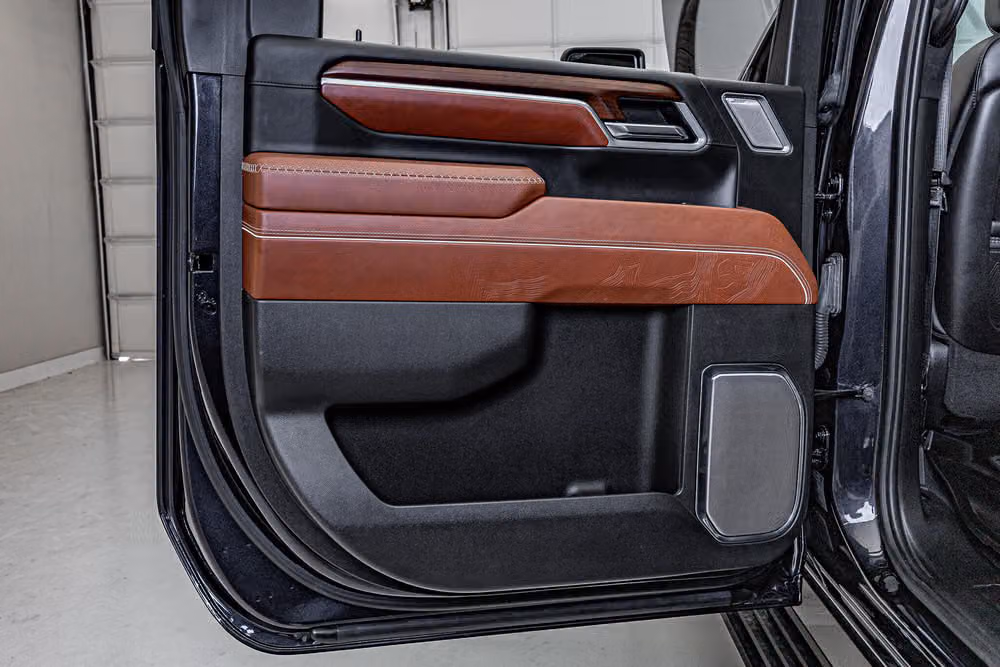 2025 GMC Sierra 3500HD Denali Ultimate Crew Cab Image 39