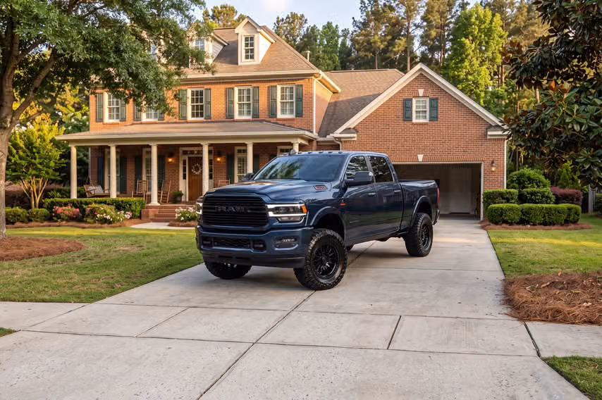 2026 Ram 3500 Laramie Crew Cab Image 40