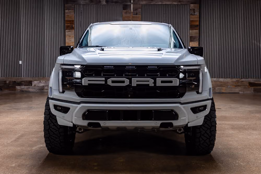 2026 Ford F-150 Raptor SuperCrew Image 4