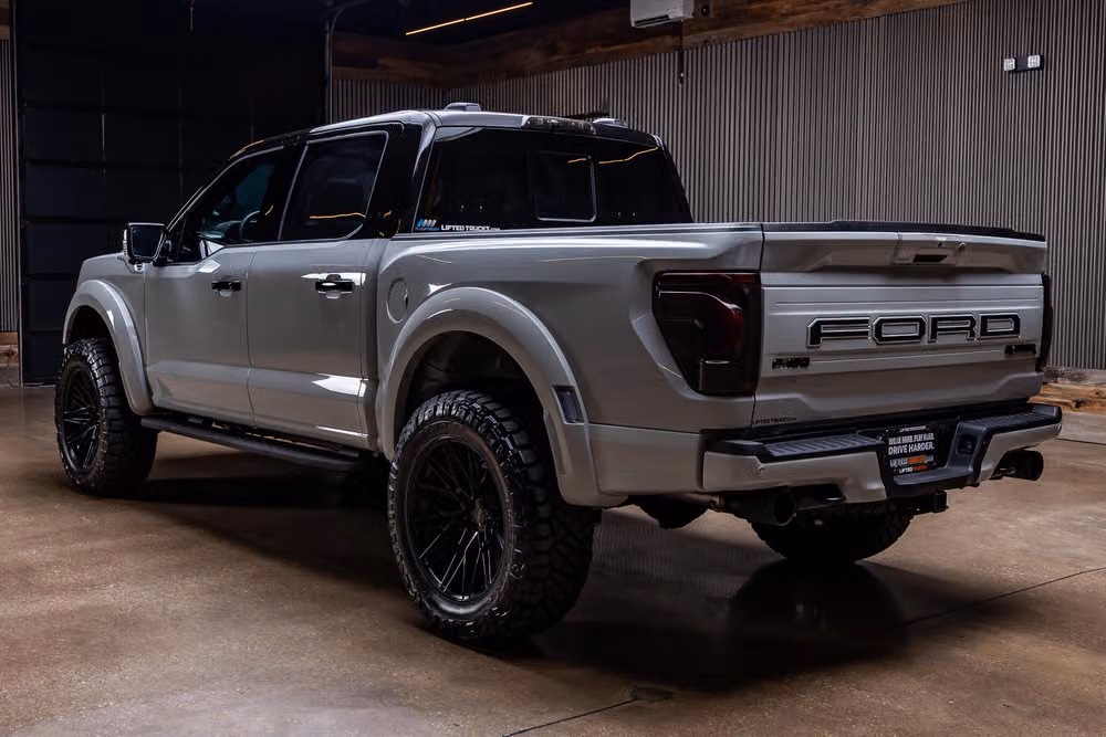 2026 Ford F-150 Raptor SuperCrew Image 7