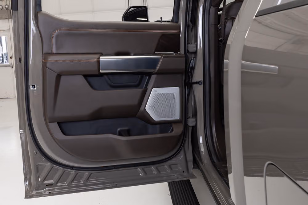 2026 Ford F-450 Super Duty King Ranch Crew Cab Image 41