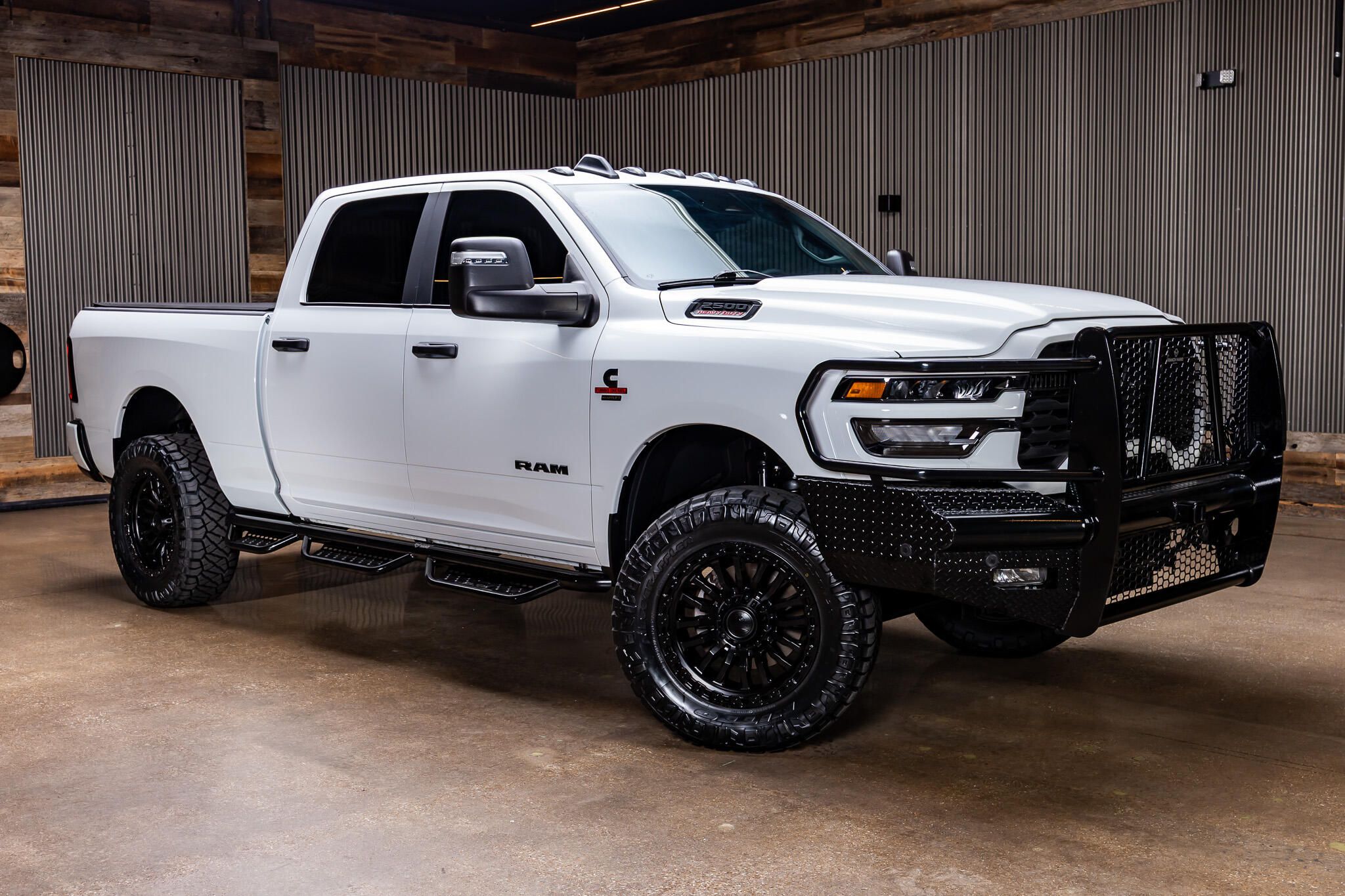 Bright White Clear Coat 2025 RAM 2500 Pickup Truck Four-Wheel Drive Automatic