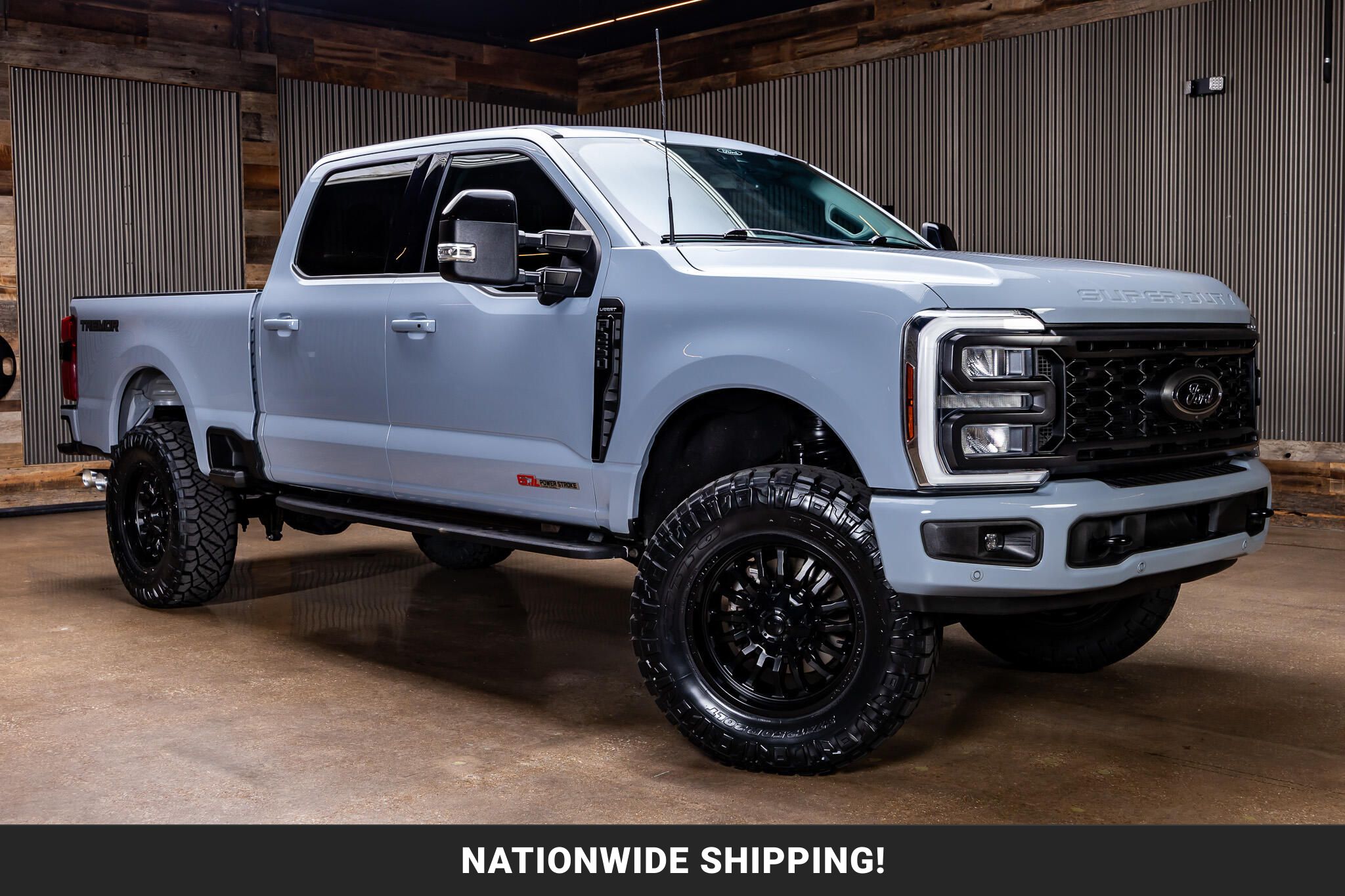 Glacier Gray Metallic Tri-Coat 2024 Ford F-250 Super Duty Pickup Truck Four-Wheel Drive Automatic