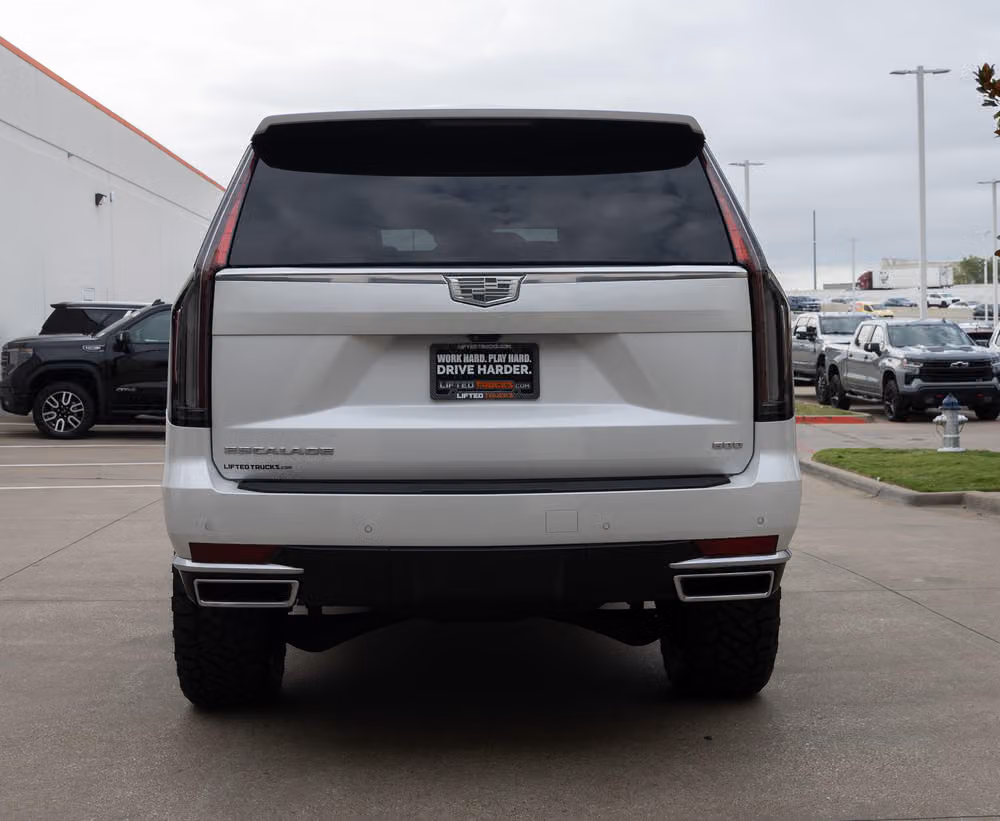 2023 Cadillac Escalade Platinum Image 8