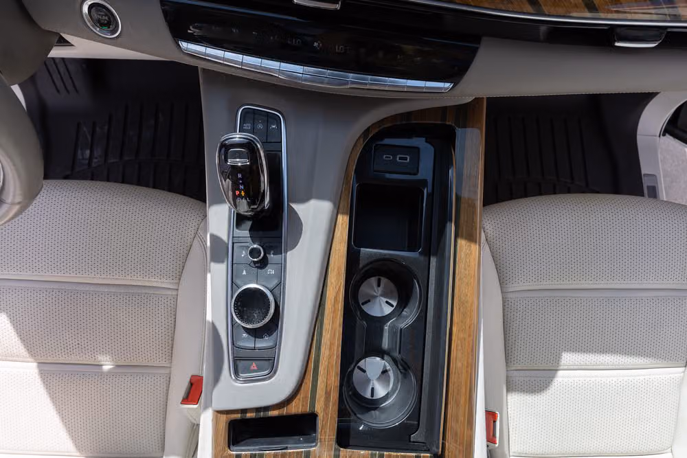 2023 Cadillac Escalade Platinum Image 25