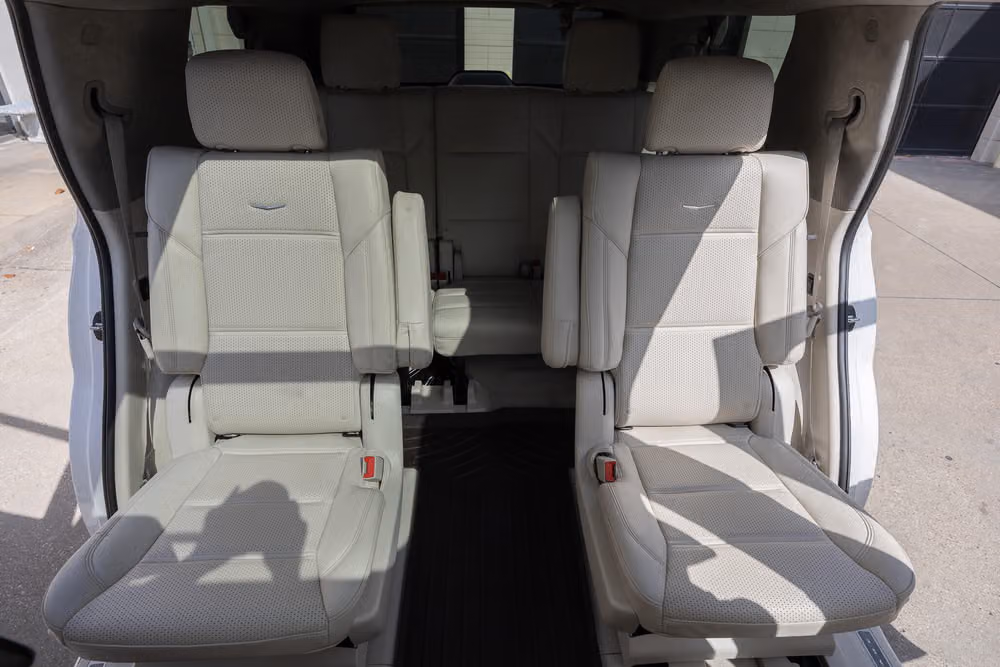 2023 Cadillac Escalade Platinum Image 33