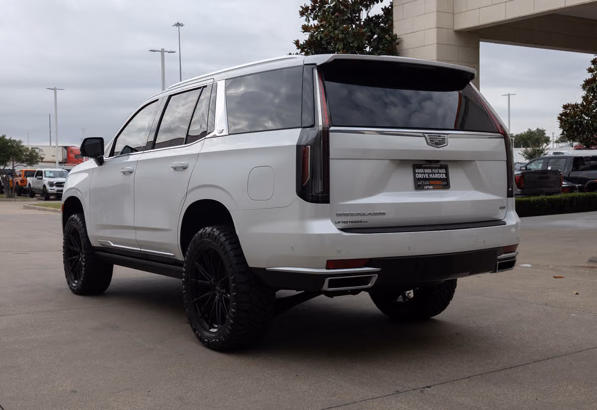 2023 Cadillac Escalade Platinum