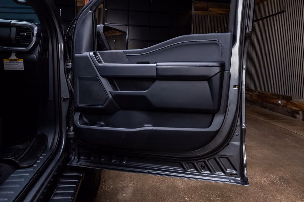 2025 Ford F-150 XLT SuperCrew Image 39