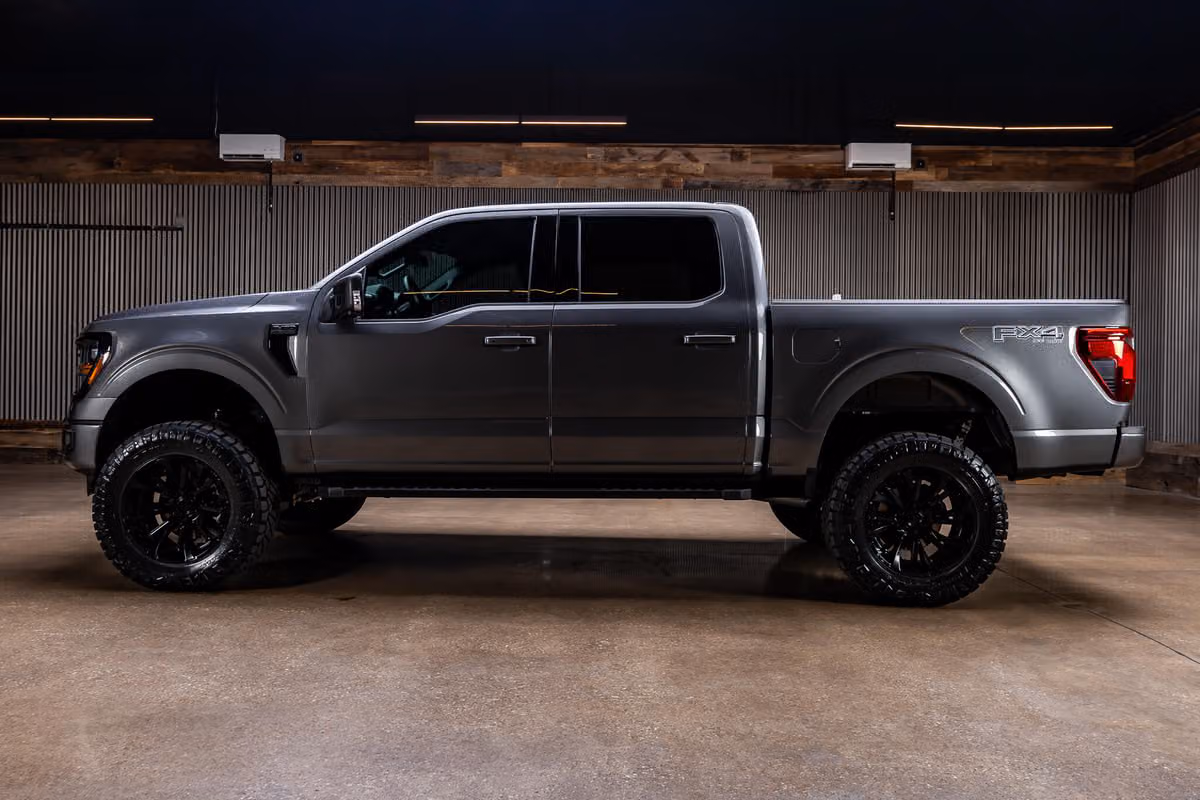 2025 Ford F-150 XLT SuperCrew