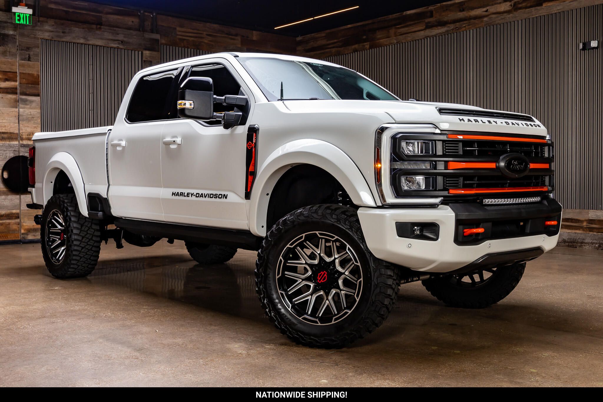 Star White Metallic Tri-Coat 2024 Ford F-250 Super Duty Pickup Truck Four-Wheel Drive Automatic