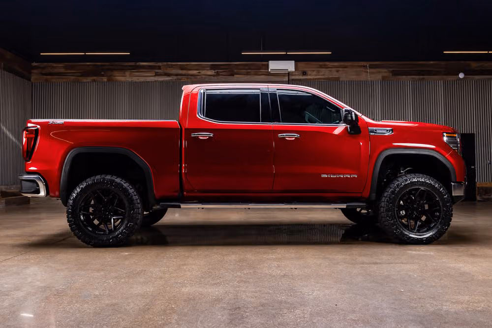 2022 GMC Sierra 1500 SLT Crew Cab Image 12