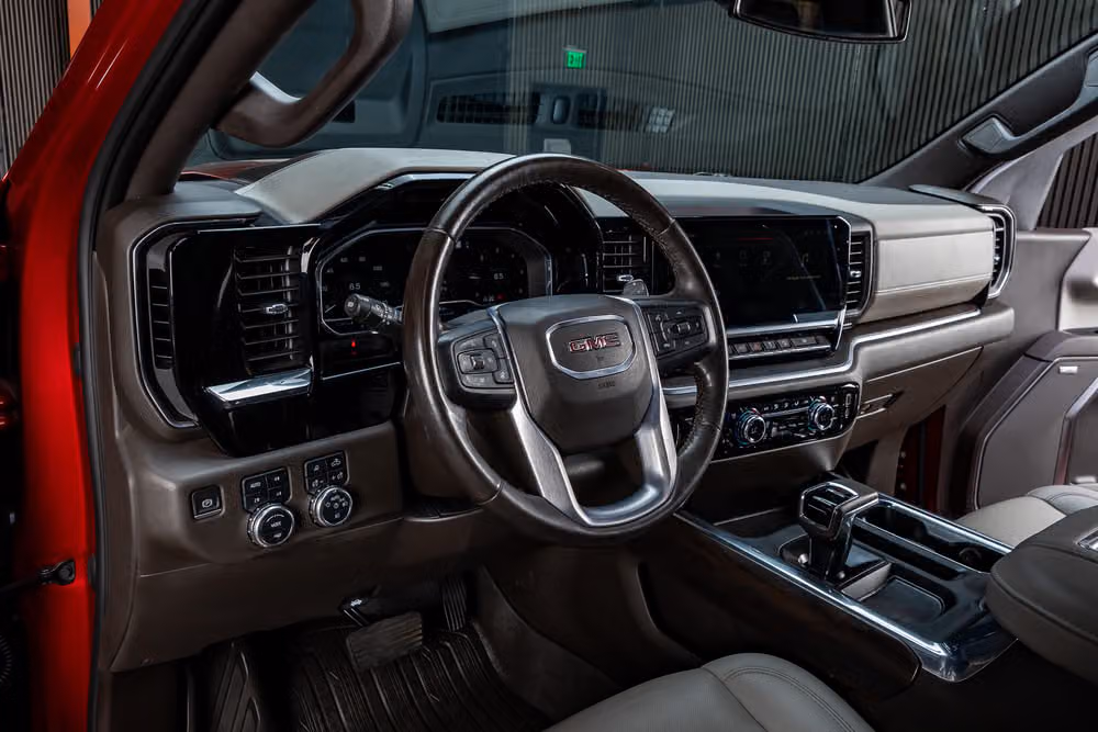 2022 GMC Sierra 1500 SLT Crew Cab Image 18