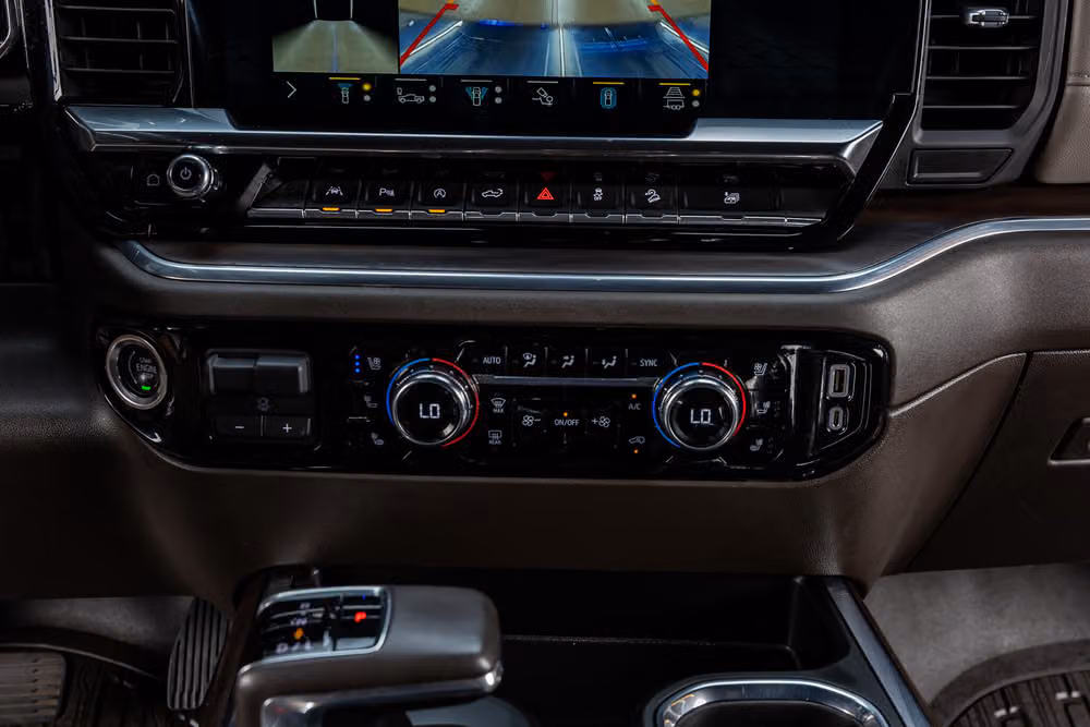 2022 GMC Sierra 1500 SLT Crew Cab Image 28