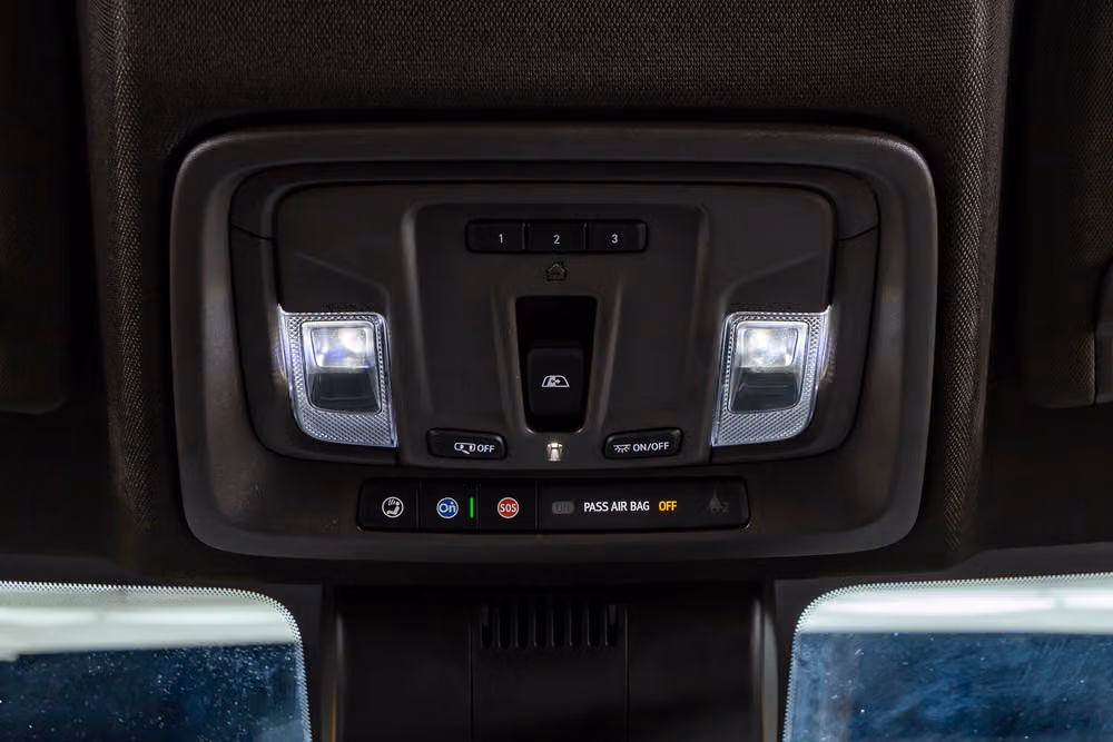 2022 GMC Sierra 1500 SLT Crew Cab Image 30