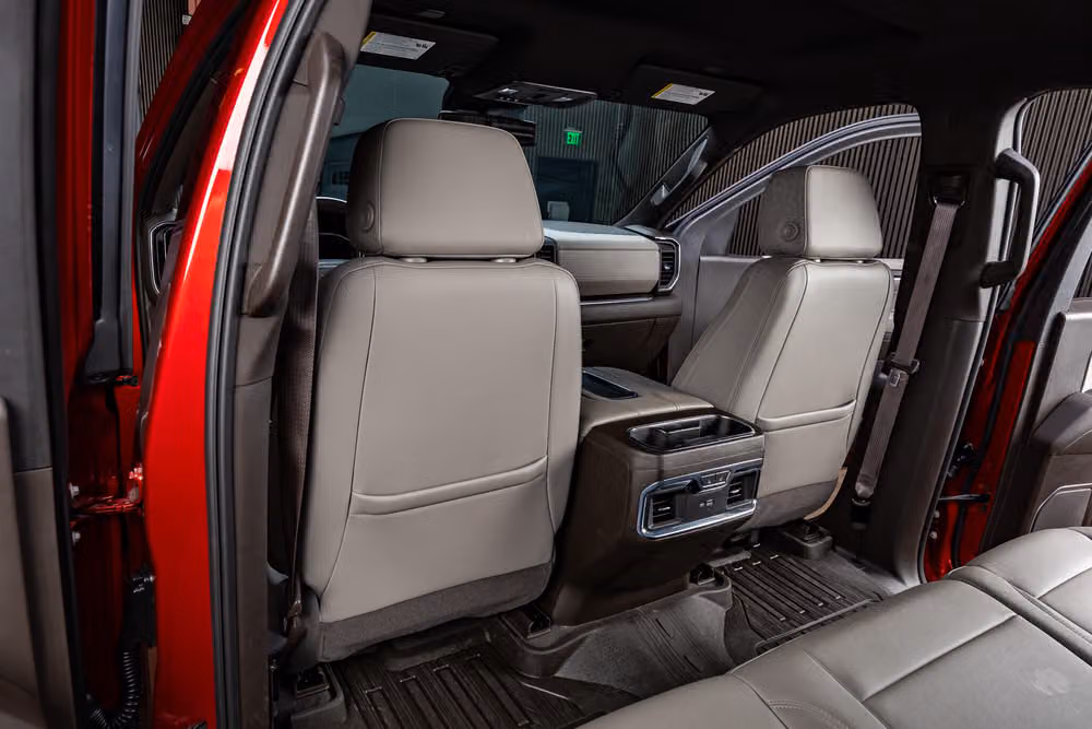 2022 GMC Sierra 1500 SLT Crew Cab Image 35