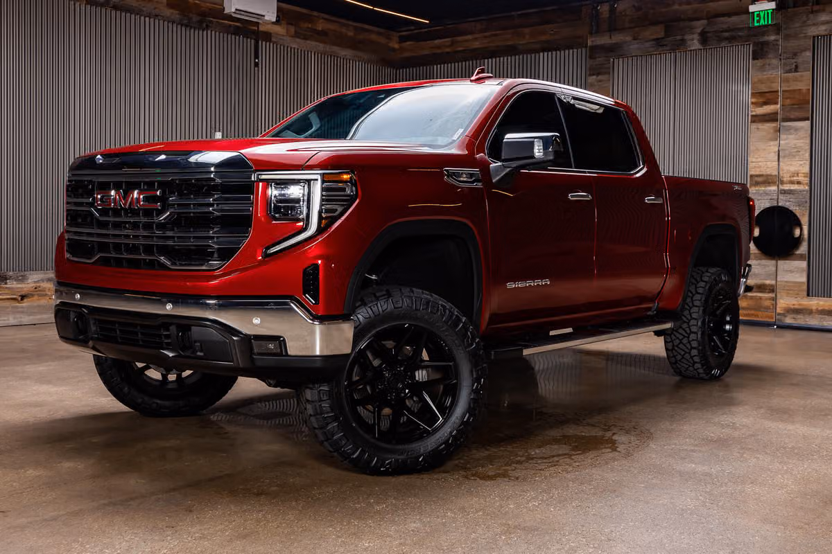 2022 GMC Sierra 1500 SLT Crew Cab