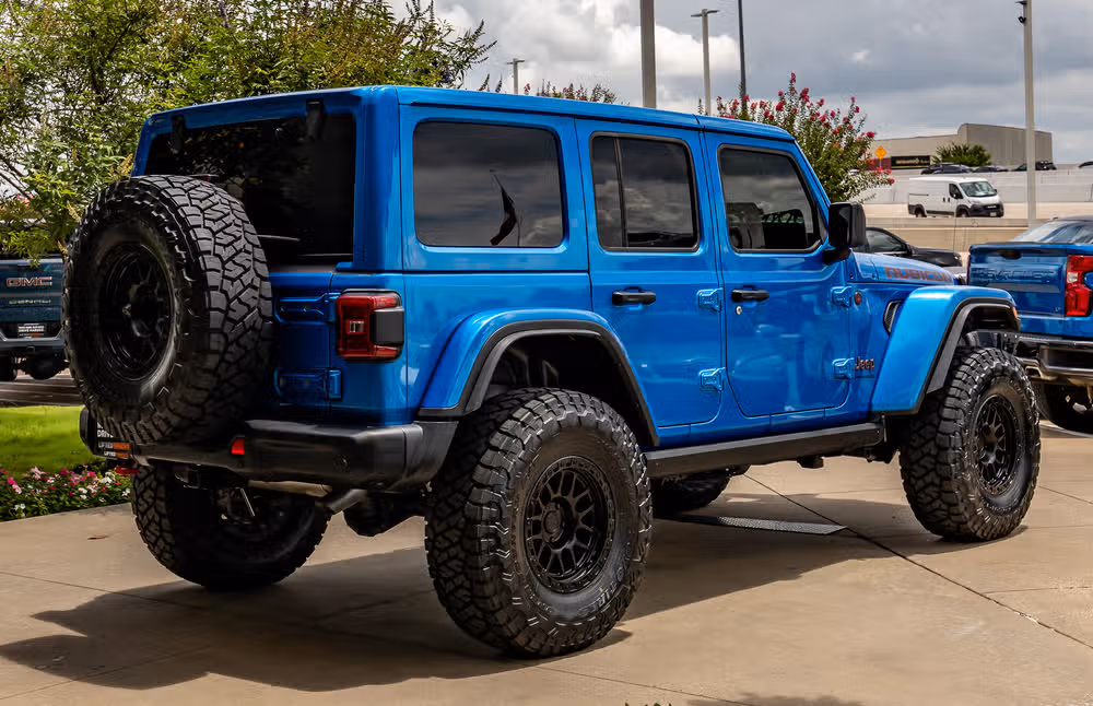 2025 Jeep Wrangler Rubicon X Image 10