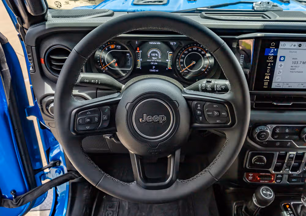 2025 Jeep Wrangler Rubicon X Image 19