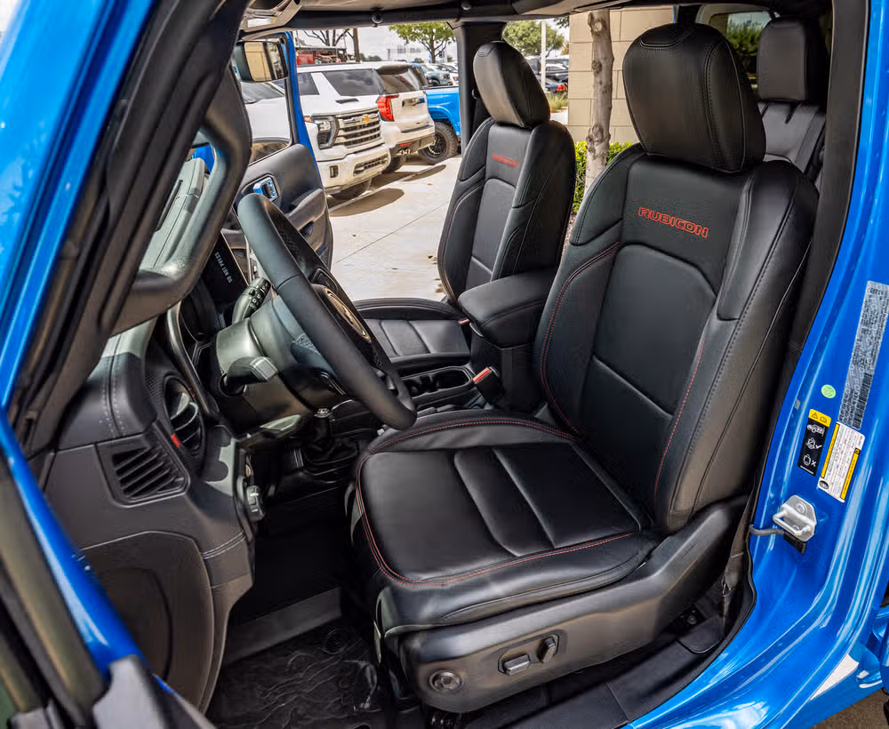 2025 Jeep Wrangler Rubicon X Image 30