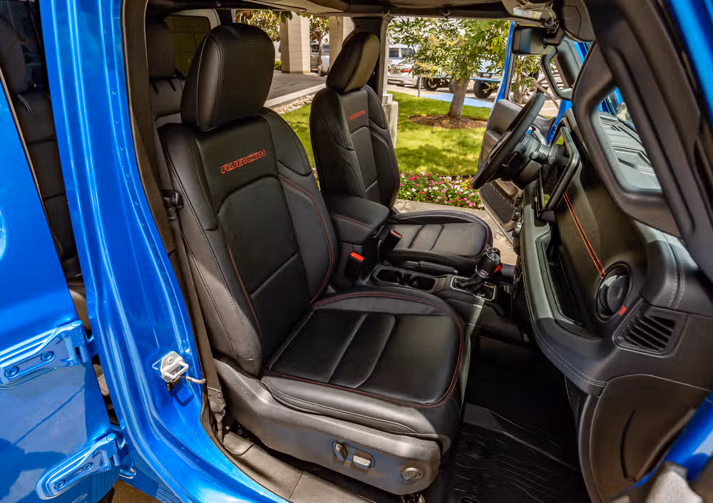 2025 Jeep Wrangler Rubicon X Image 31