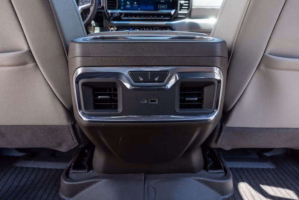 2025 Chevrolet Silverado 1500 LTZ Crew Cab Image 34