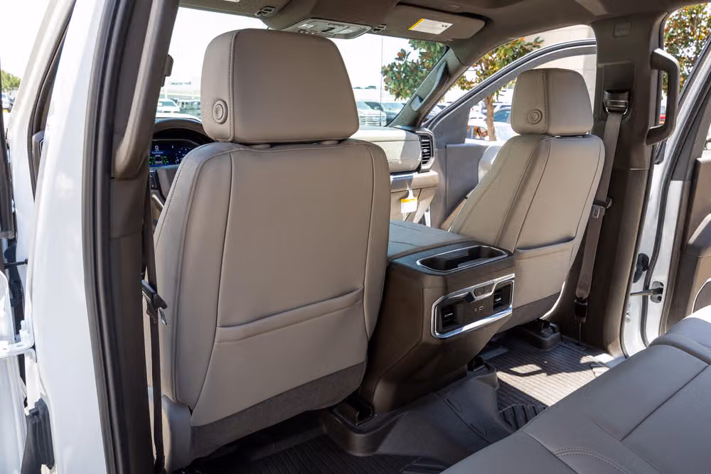2025 Chevrolet Silverado 1500 LTZ Crew Cab Image 35