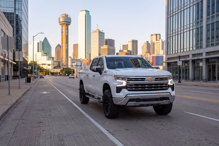 2025 Chevrolet Silverado 1500 LTZ Crew Cab Image 44