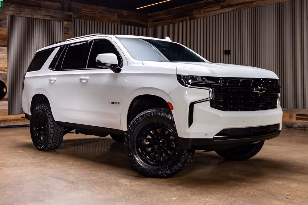 2024 Chevrolet Tahoe RST Image 1