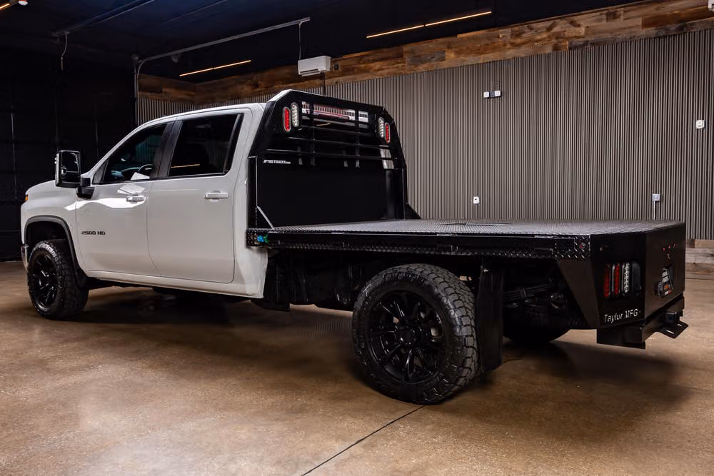 2023 Chevrolet Silverado 2500HD LT Crew Cab Image 7