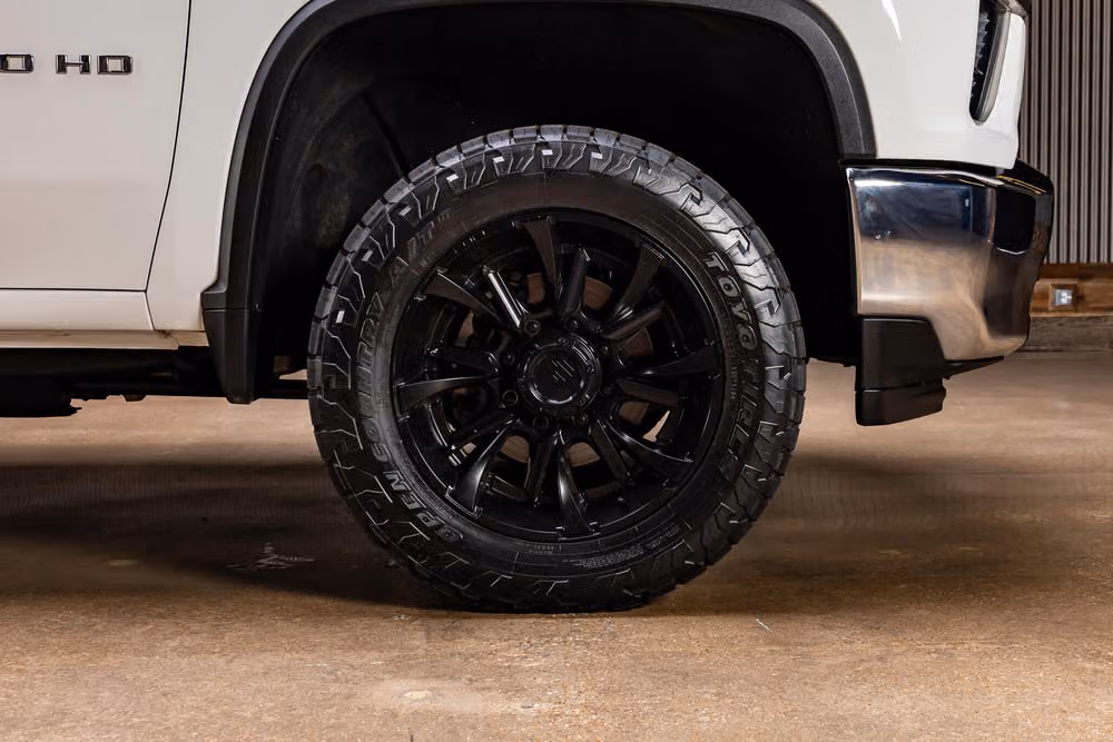 2023 Chevrolet Silverado 2500HD LT Crew Cab Image 11