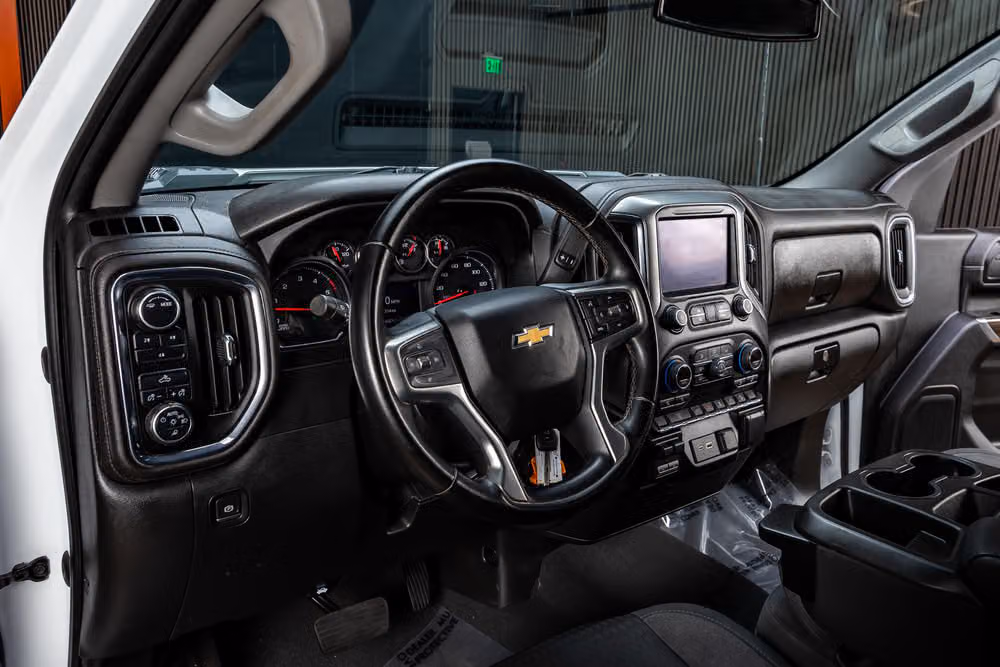 2023 Chevrolet Silverado 2500HD LT Crew Cab Image 15