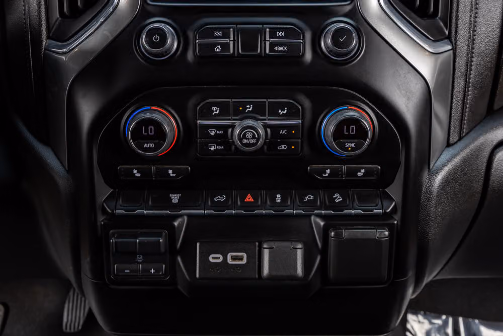 2023 Chevrolet Silverado 2500HD LT Crew Cab Image 24