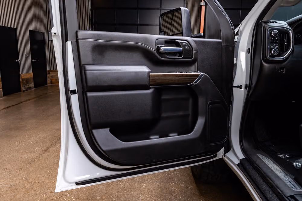 2023 Chevrolet Silverado 2500HD LT Crew Cab Image 33