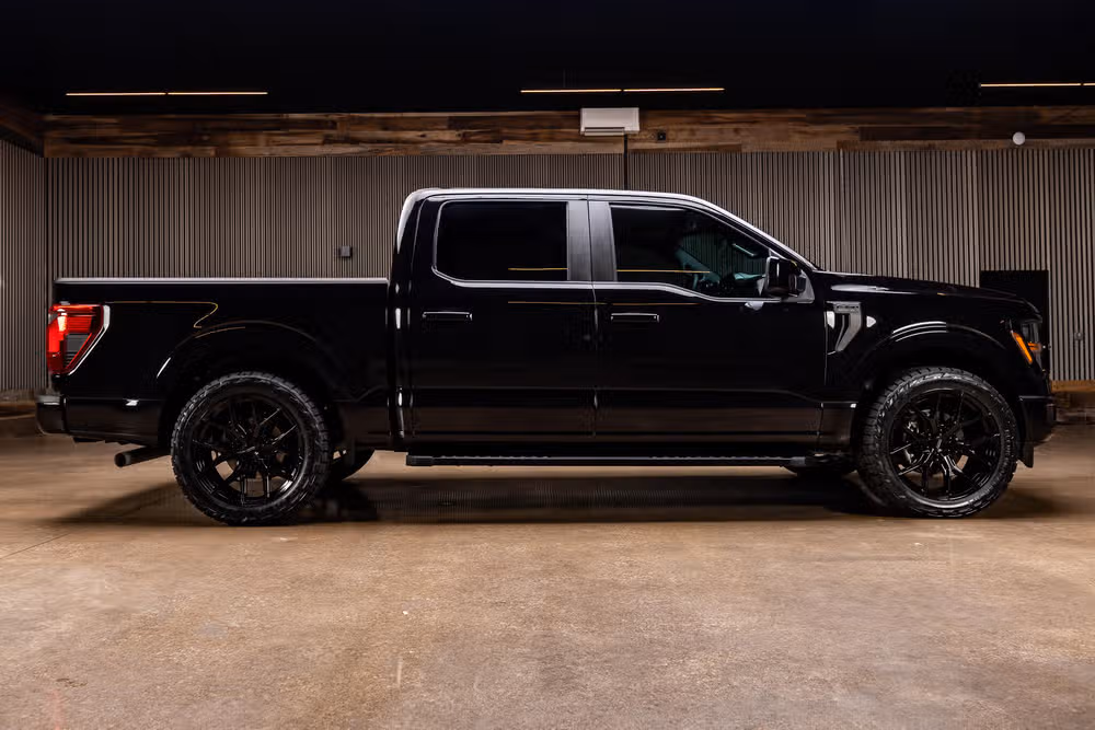 2025 Ford F-150 STX SuperCrew Image 11