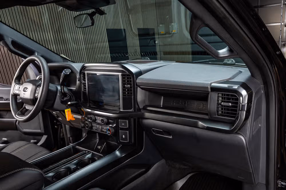 2025 Ford F-150 STX SuperCrew Image 15