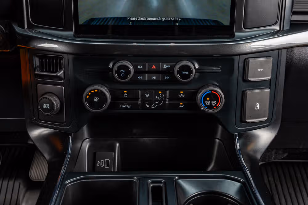 2025 Ford F-150 STX SuperCrew Image 25
