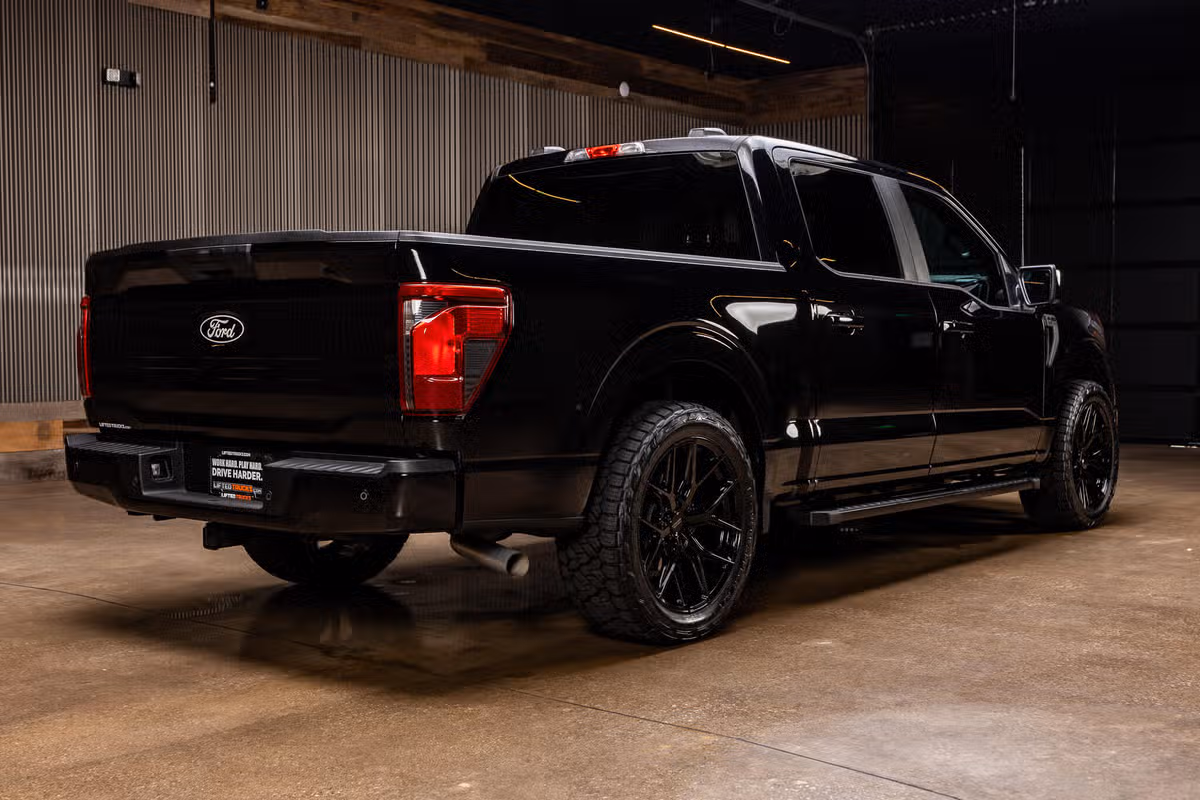 2025 Ford F-150 STX SuperCrew