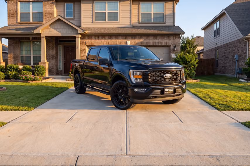2025 Ford F-150 STX SuperCrew Image 41