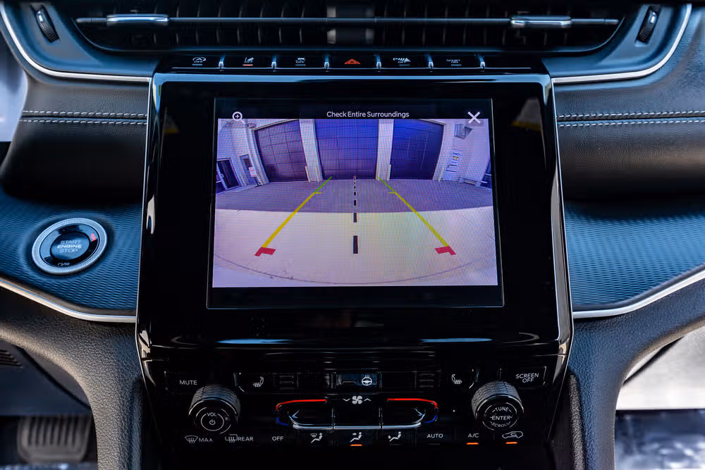 2025 Jeep Grand Cherokee Laredo Image 21