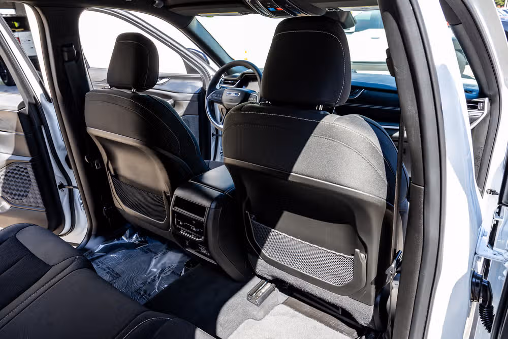 2025 Jeep Grand Cherokee Laredo Image 27