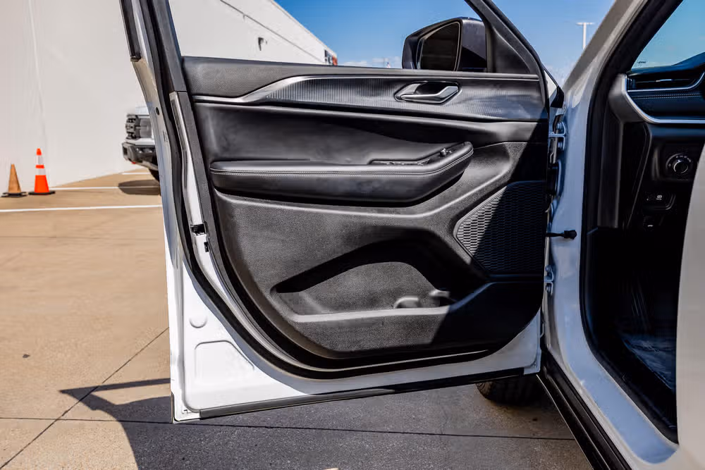 2025 Jeep Grand Cherokee Laredo Image 31