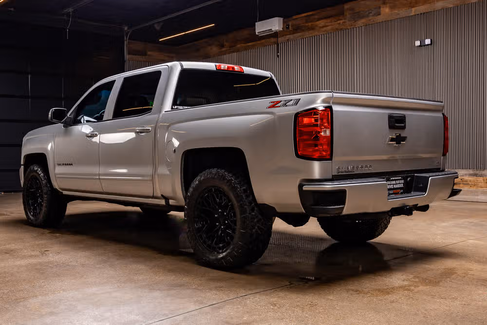 2018 Chevrolet Silverado 1500 LT Z71 Crew Cab Image 6