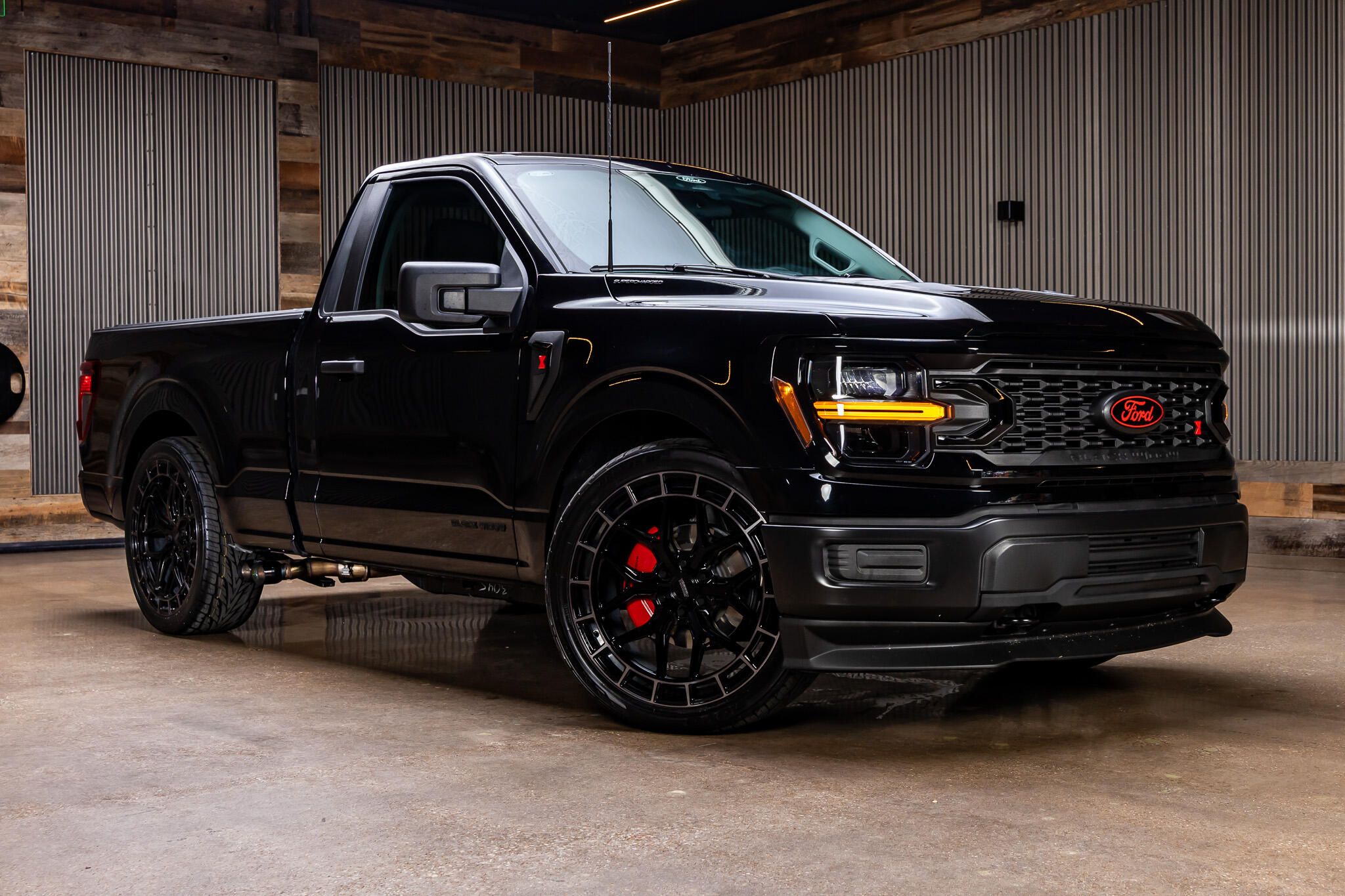 Agate Black 2025 Ford F-150 Pickup Truck Four-Wheel Drive Automatic