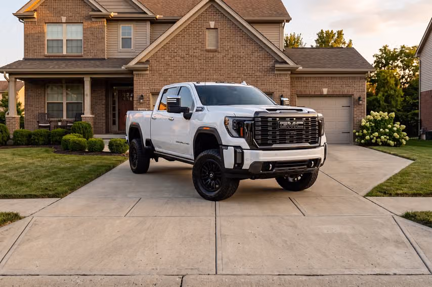 2024 GMC Sierra 2500HD Denali Ultimate Crew Cab Image 42