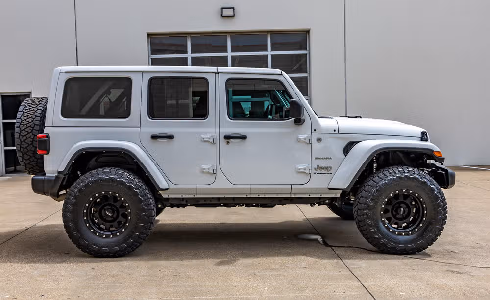 2024 Jeep Wrangler Sahara Image 11